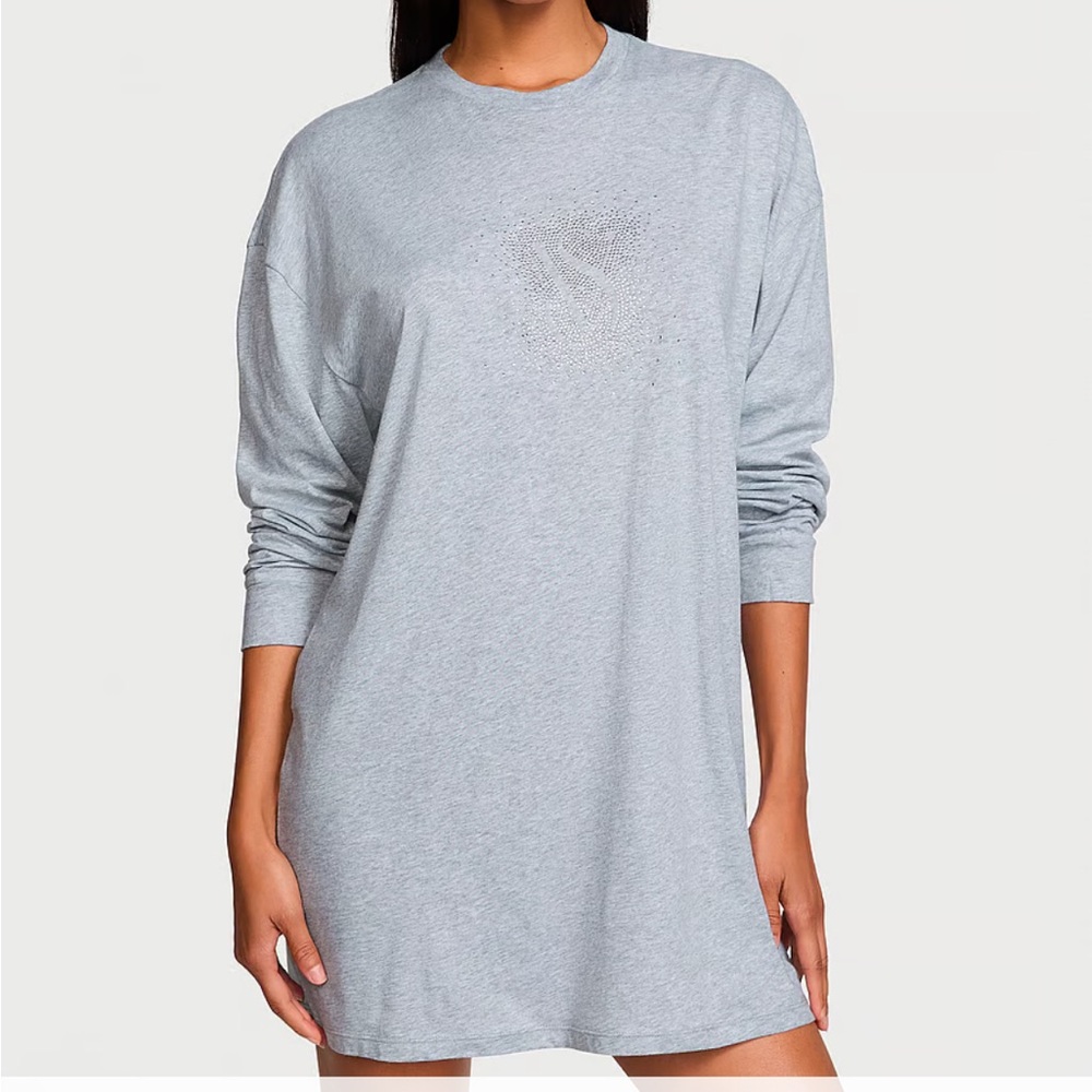 VICTORIA'S SECRET
100% Cotton Long-Sleeve Sleep Tee